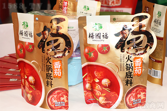 速來嘗鮮!楊國福旗下秘制火鍋底料精彩亮相104屆成都春糖!
