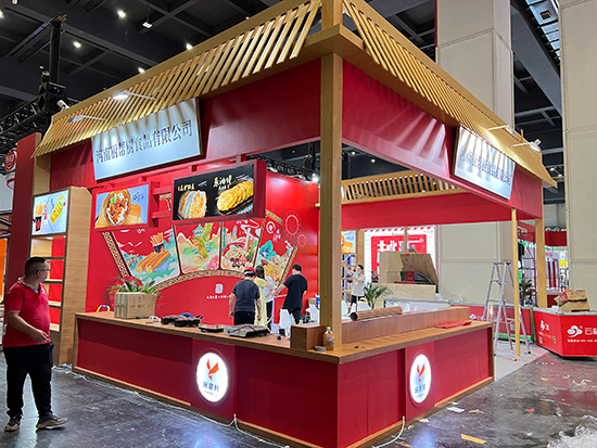 布展搶先看|“華鼎杯”2022第七屆鄭州餐飲供應鏈展覽會布展工作正在有序進行中……